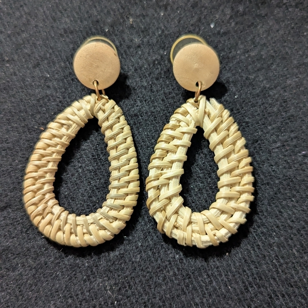 Cream Tan Neutral Wooden Woven Lightweight Teardrop Statement Earrings